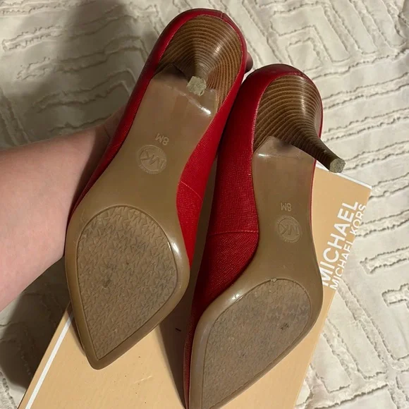 MICHAEL Michael Kors Red Elegant Heels - Picture 5 of 6